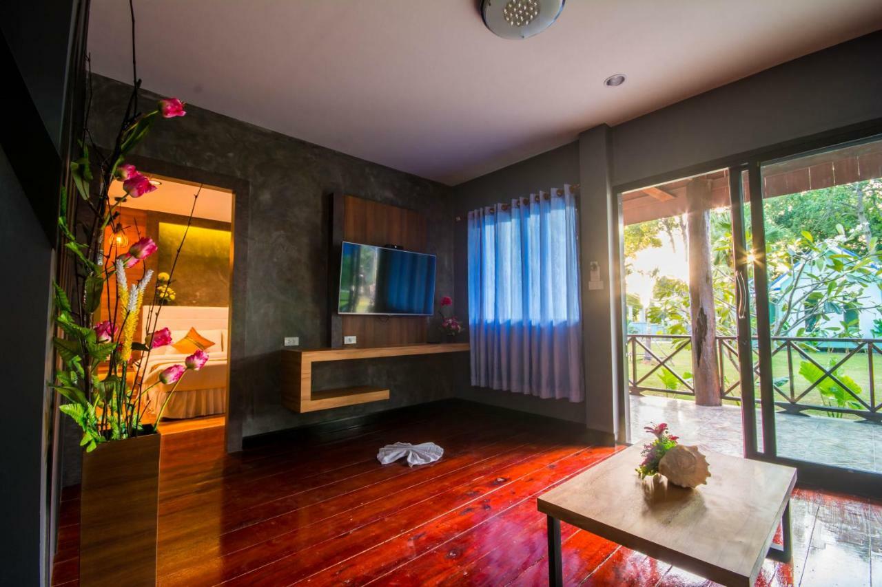 Chawlay Resort Koh Lipe Exterior photo