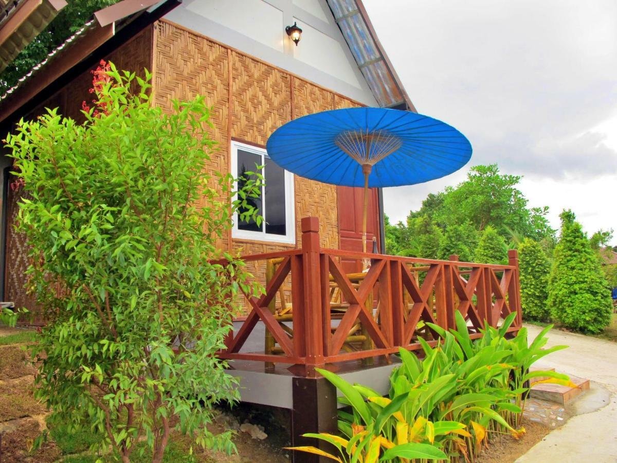 Chawlay Resort Koh Lipe Exterior photo