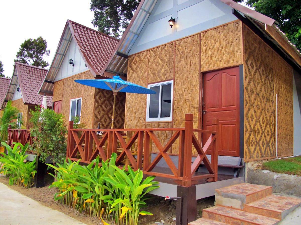 Chawlay Resort Koh Lipe Exterior photo